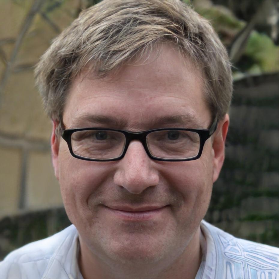 Casper Veldkamp, Lead Financial Analyst